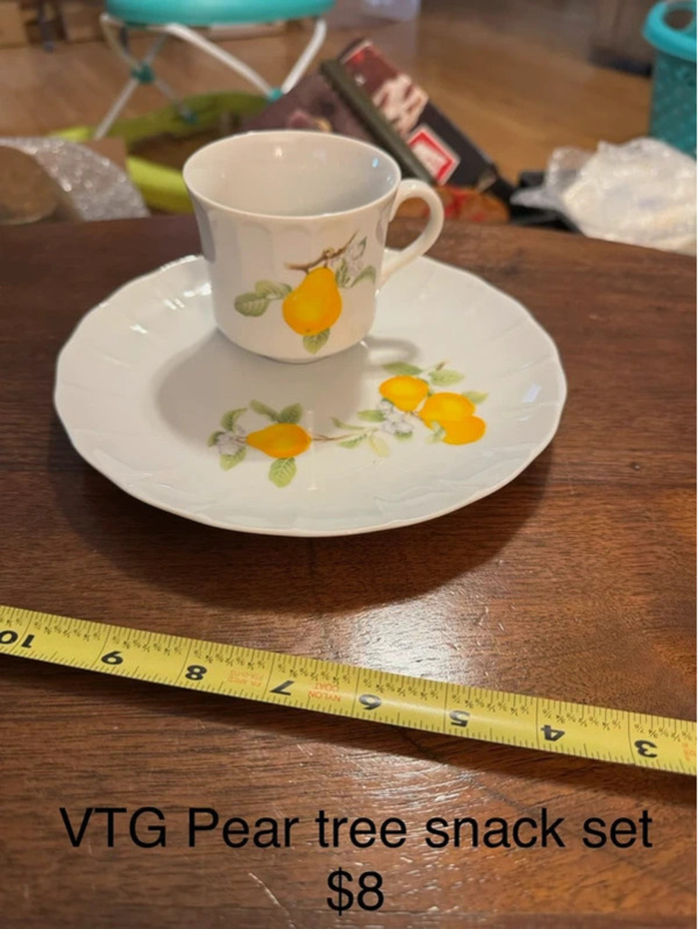 The Toscany collection pear tree snack set